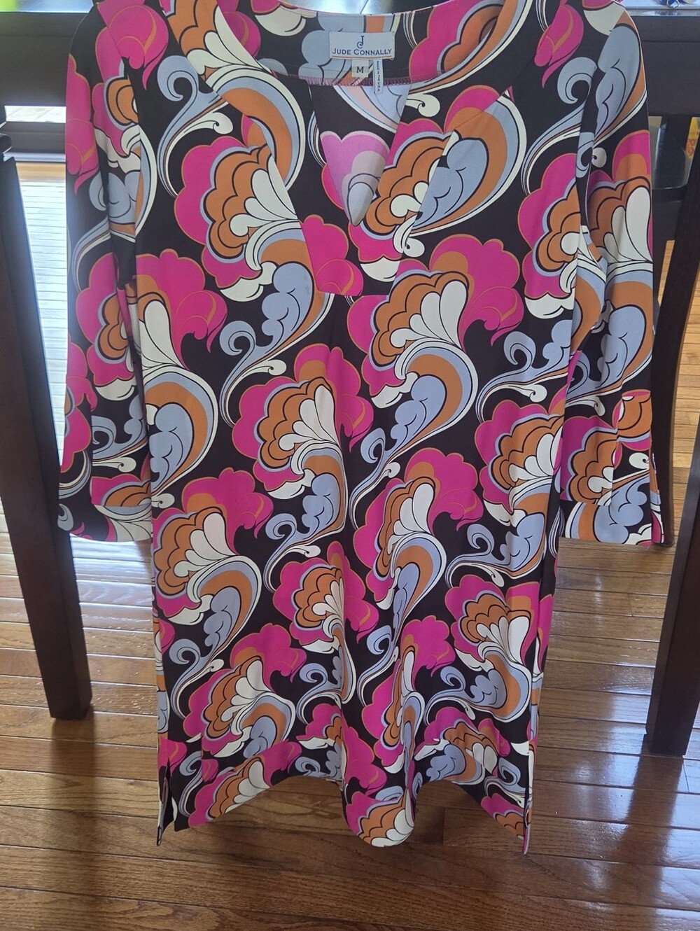 Jude Connally NWOT Retro Swirl V-Neck Dress in Black, Hot Pink, Orange, PURPLE